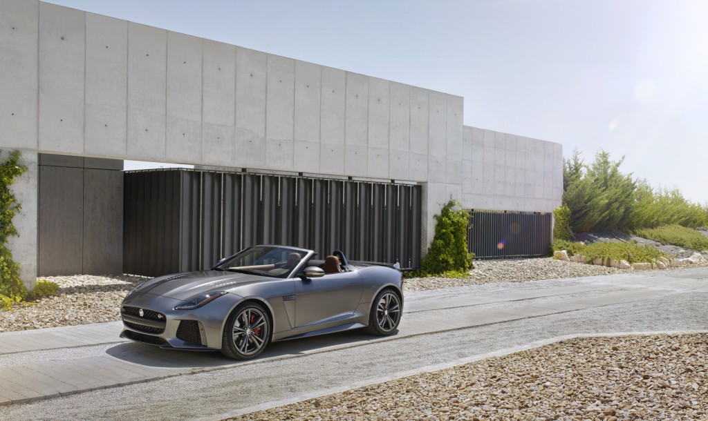Jag_FTYPE_SVR_Convertible_Location_170216_19_126609