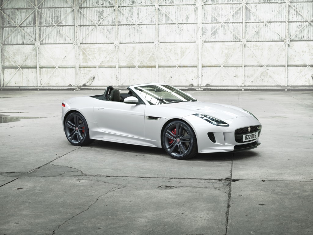Jag_FTYPE_BDE_Location_Image_050116_12