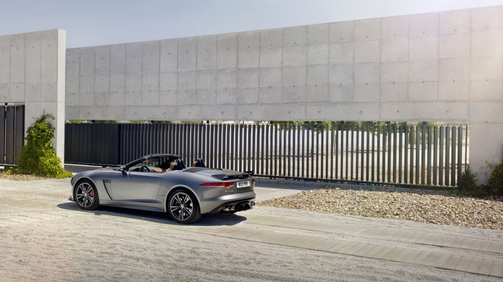 Jag_FTYPE_SVR_Convertible_Location_170216_21_126614
