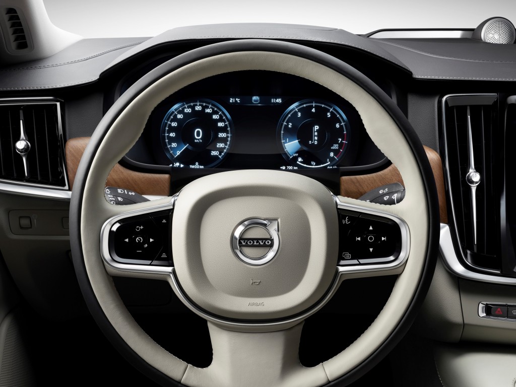 170143_Interior_Steering_Wheel_Volvo_S90