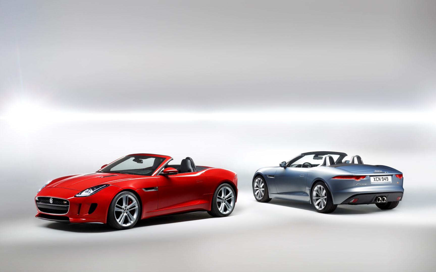 F-TYPE SA PREDSTAVÍ NA AUTOSALÓNE V PARÍŽI