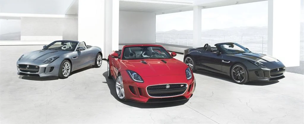 F-TYPE SA PREDSTAVÍ NA AUTOSALÓNE V PARÍŽI