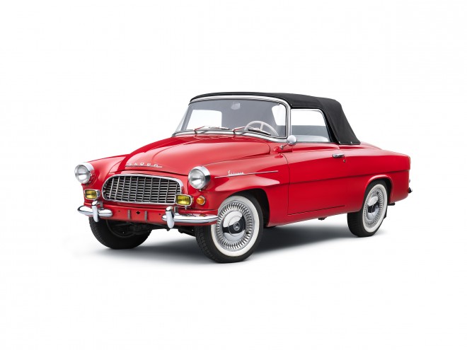 Vynikající veterány značky ŠKODA na výstavě Rétromobile