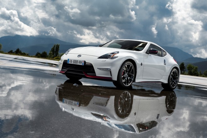 Spoločnosť Nissan s kompletne modernizovaným modelom 370Z NISMO prebúdza vášne