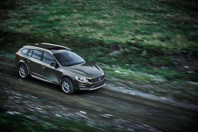 Spoločnosť Volvo Cars predstavuje nový model V60 Cross Country