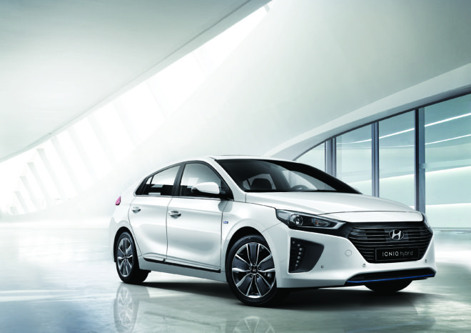 Hyundai IONIQ získal prestížne ocenenie 2016 Red Dot Design Award