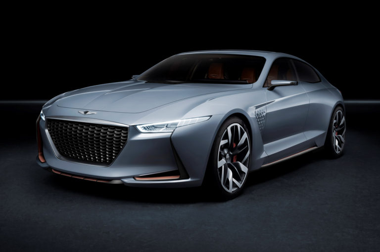 Značka GENESIS na New York Auto Show predstavila štúdiu športovej limuzíny s hybridným pohonom