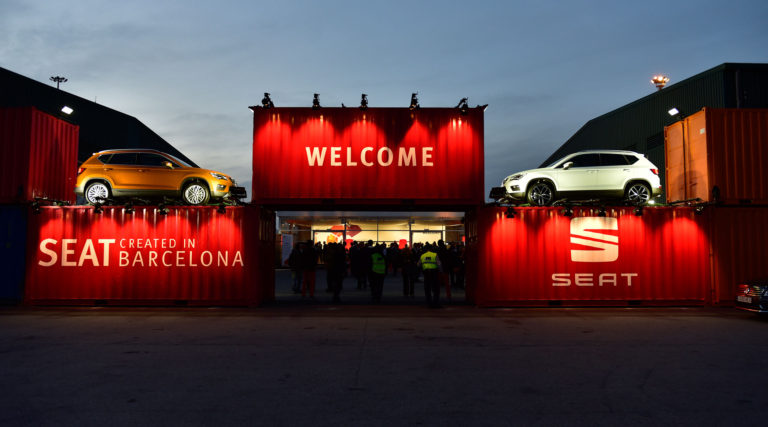 SEAT Ateca vystavený v prístave v Barcelone