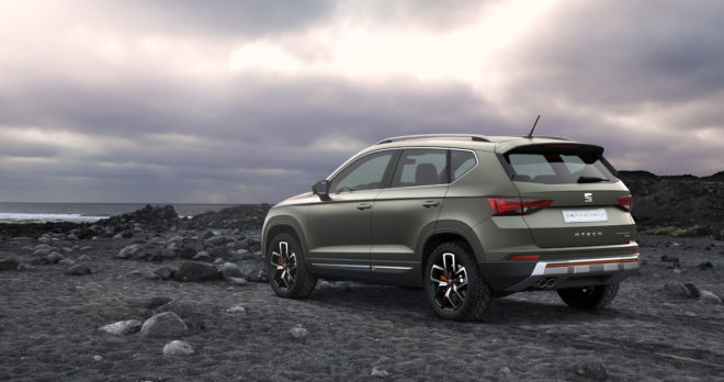 SEAT v Paríži predstavuje svoju produktovú ofenzívu 2017 a ukazuje technologicky inovatívny stánok