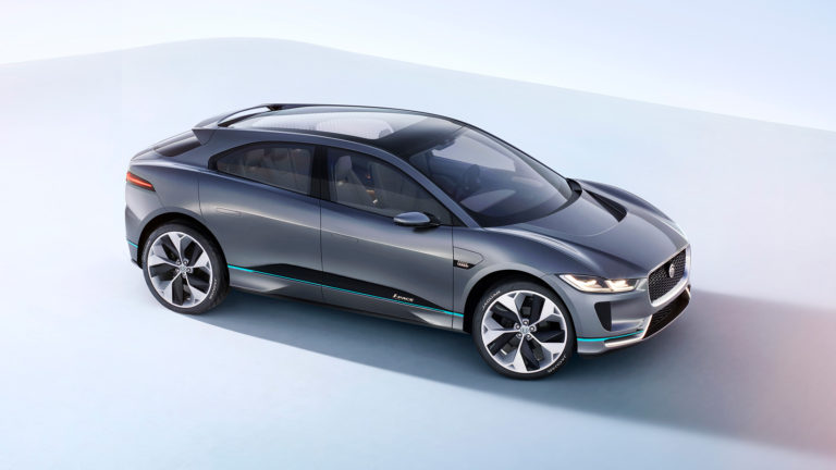 JAGUAR ODHAĽUJE KONCEPT I-PACE VÝKONNÉ ELEKTRICKÉ SUV