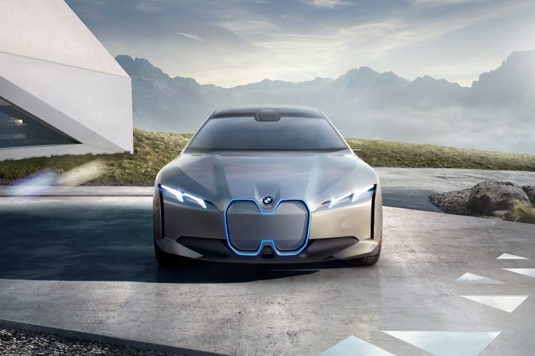 BMW i Vision Dynamics. Nová podoba elektrickej radosti z jazdy