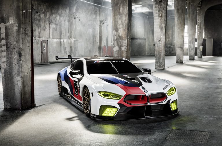 Inovatívna technológia pre novú pretekársku legendu: nové BMW M8 GTE