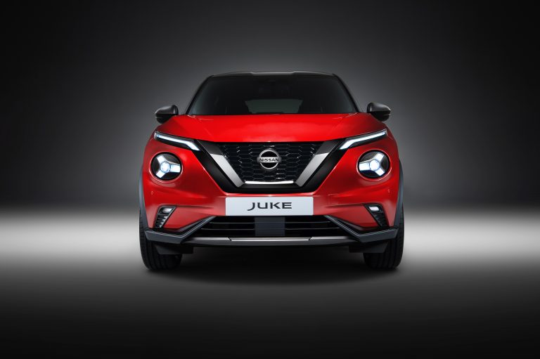 Úplne nový Nissan JUKE mení pohľad na kompaktné crossovery vďaka väčšej osobitosti, lepšiemu výkonu a prelomovým technológiám.
