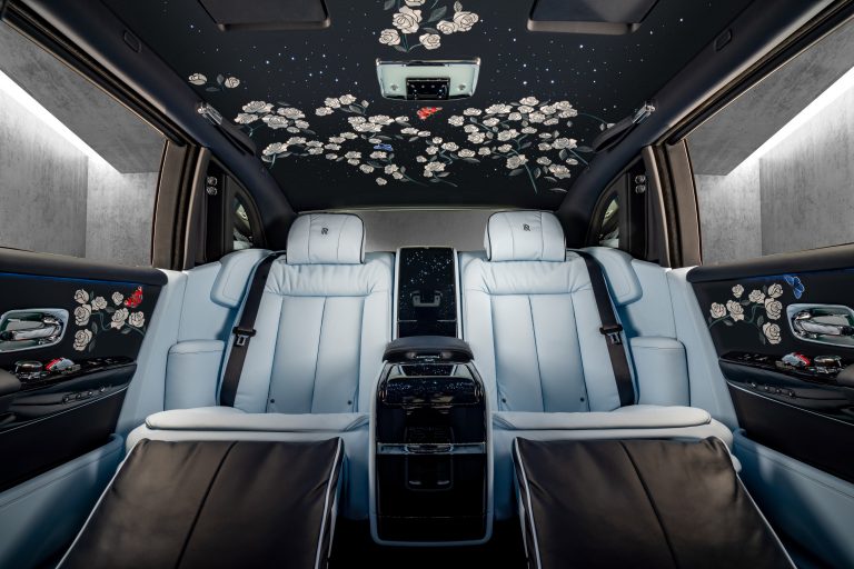 Milión stehov pre ROLLS-ROYCE PHANTOM
