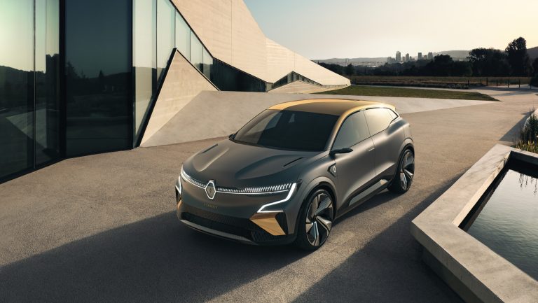 32960_renault_megane_evision__3_