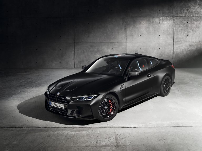 P90403620_highRes_bmw-m4-competition-x