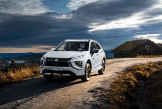 Nový Mitsubishi Eclipse Cross PHEV už aj na slovenskom trhu 3 Nový Mitsubishi Eclipse Cross PHEV už aj na slovenskom trhu