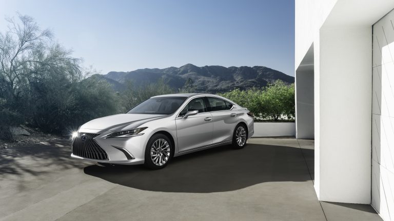 Svetová premiéra nového modelu LEXUS ES