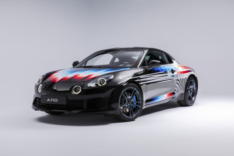 34853_4-2021_-_alpine_a110_x_felipe_pantone