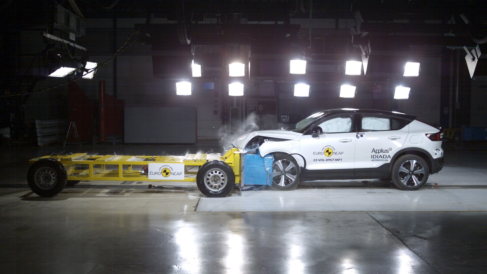 Päť hviezdičiek v testoch Euro NCAP pre Volvo C40