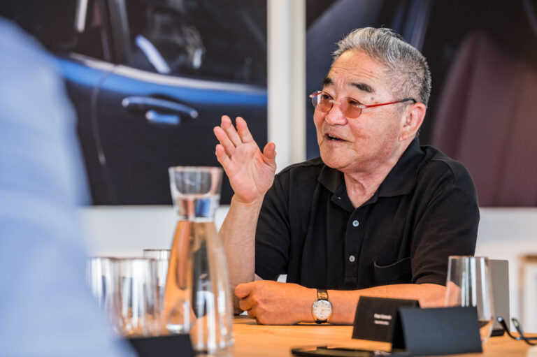 Dve generácie dizajnérov Mazdy vysvetľujú, čo stojí za charakterom modelu MX-5