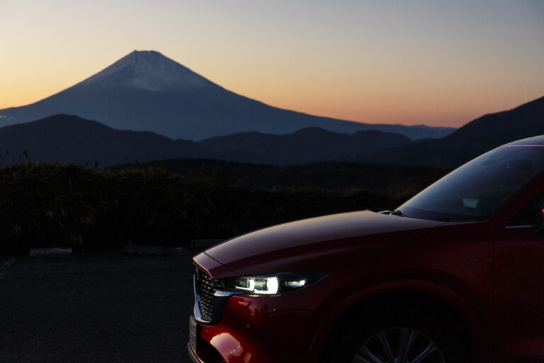 Mazda CX-5 na ceste do Hakone: z tokijských ulíc až pod Fudži