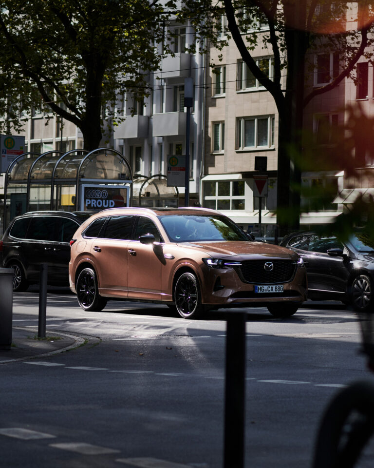 Mazda CX-80 objavuje Düsseldorf: japonské Little Tokyo pri Rýne