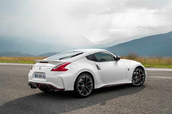 Spoločnosť Nissan s kompletne modernizovaným modelom 370Z NISMO prebúdza vášne