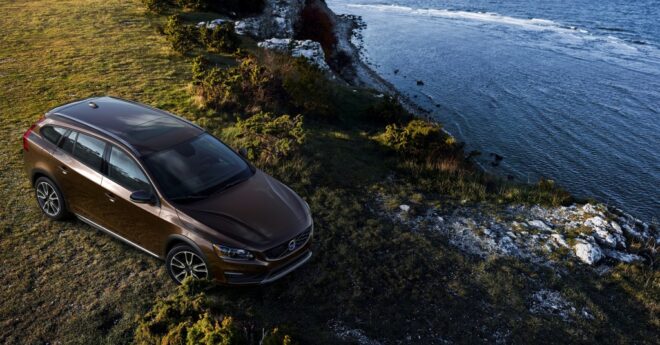 Spoločnosť Volvo Cars predstavuje nový model V60 Cross Country
