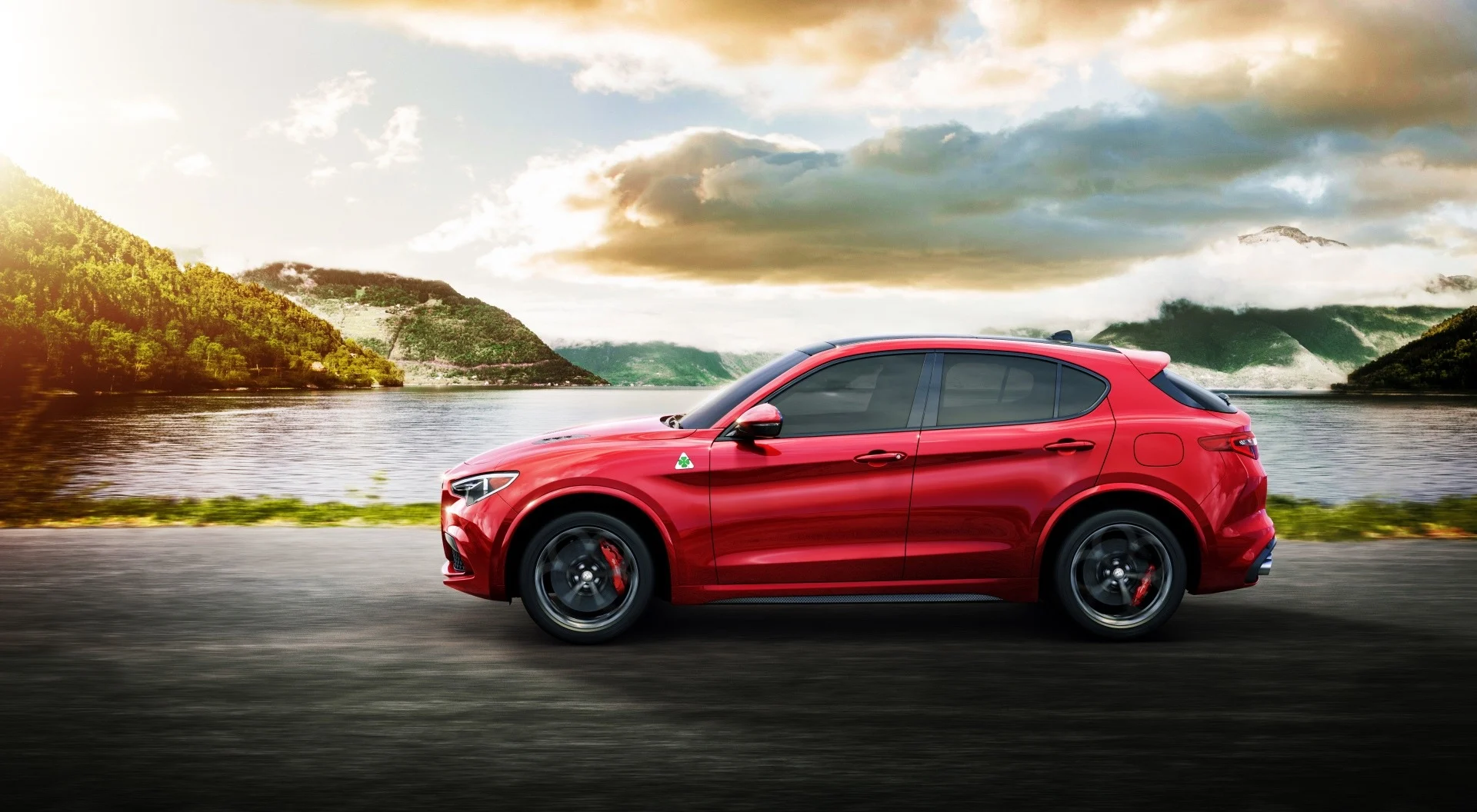 161116_Alfa_Romeo_Stelvio_Quadrifoglio_05.jpg