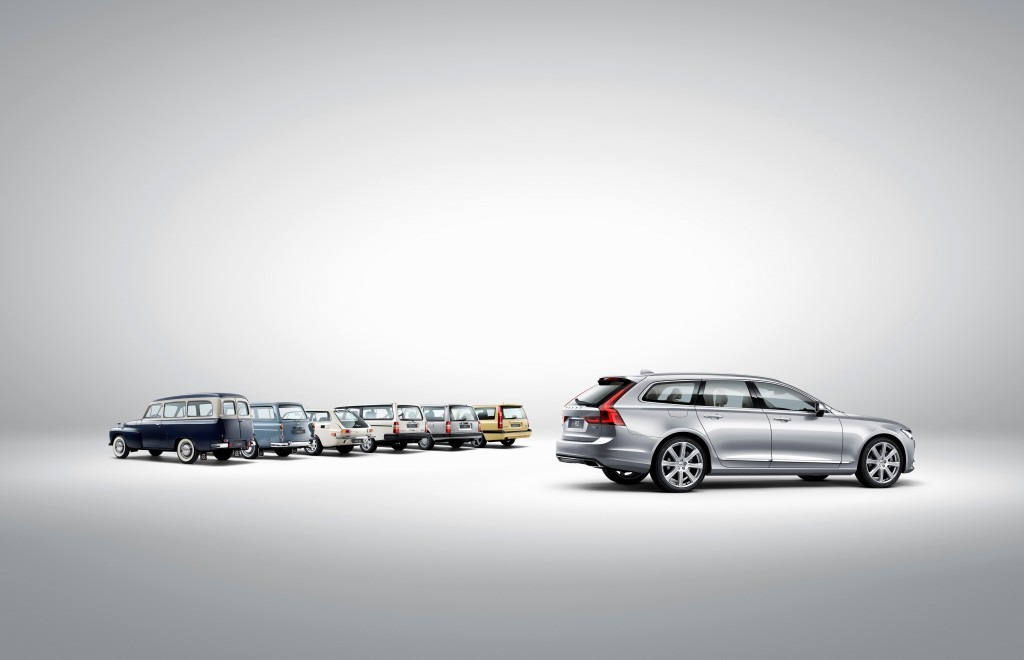 173848_Volvo_V90_and_a_historical_line_up_of_Volvo_estate_models.jpg