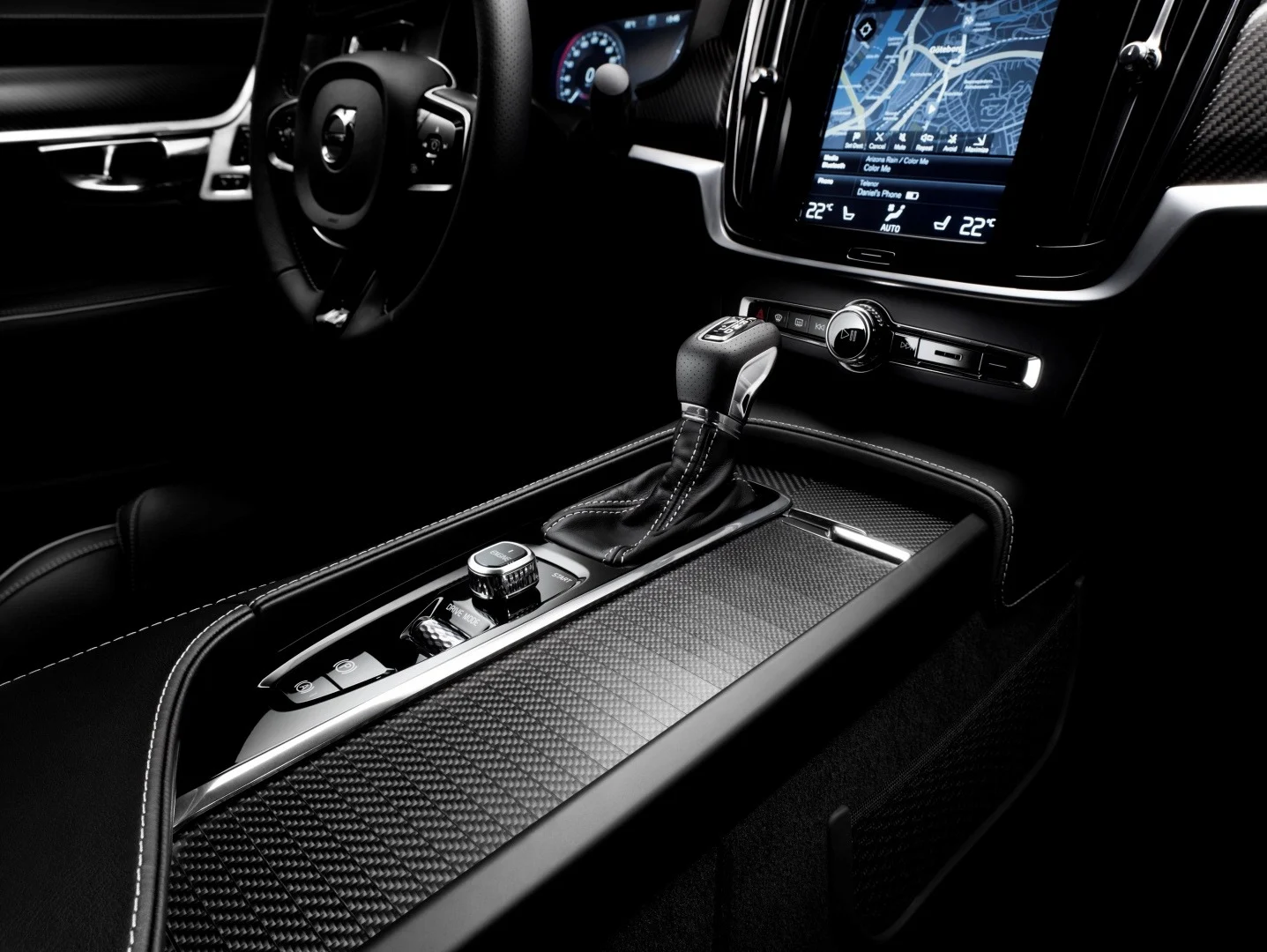 192796_Volvo_S_V90_R_Design_Interior.jpg