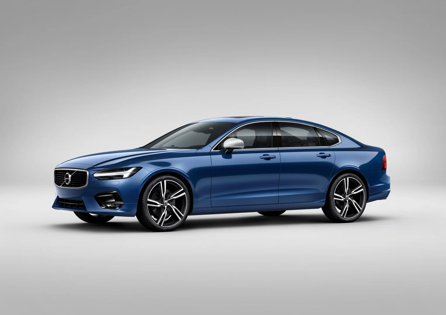 192811_Volvo_S90_R_Design_Studio.jpg