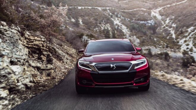 CITROËN WILD RUBIS: ŠPERK SO ZNAKOM DS