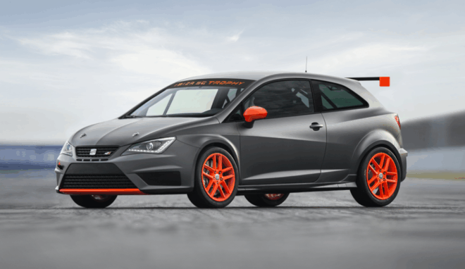 SEAT Leon Cup Racer a Ibiza SC Trophy