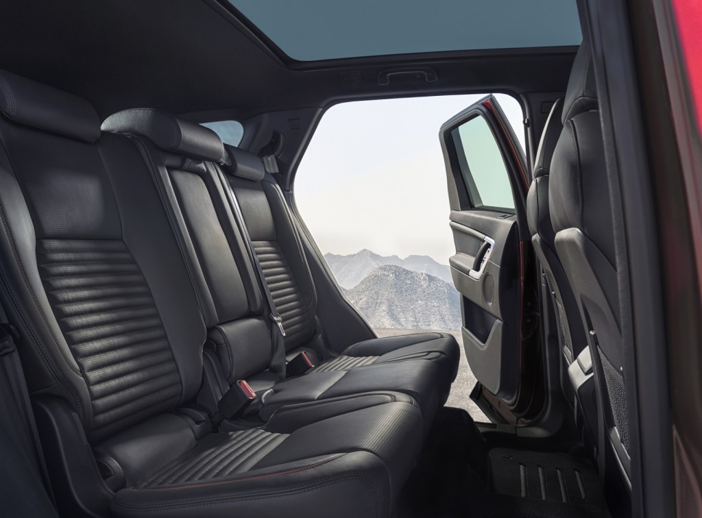 Discovery_Sport_INT_06.jpg