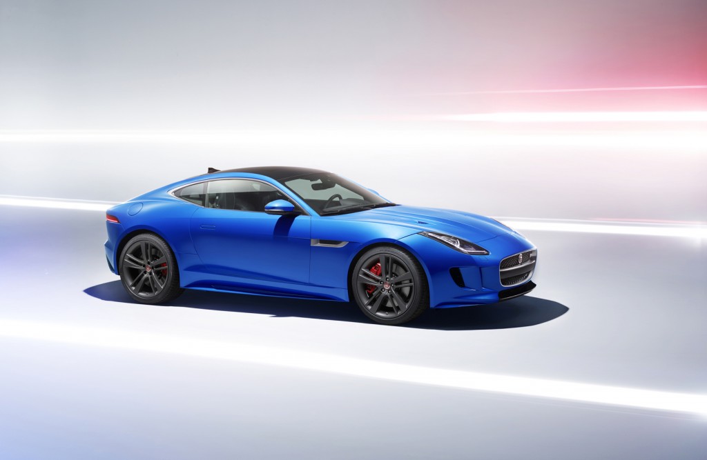 Jag_FTYPE_BDE_Studio_Image_050116_03-1.jpg