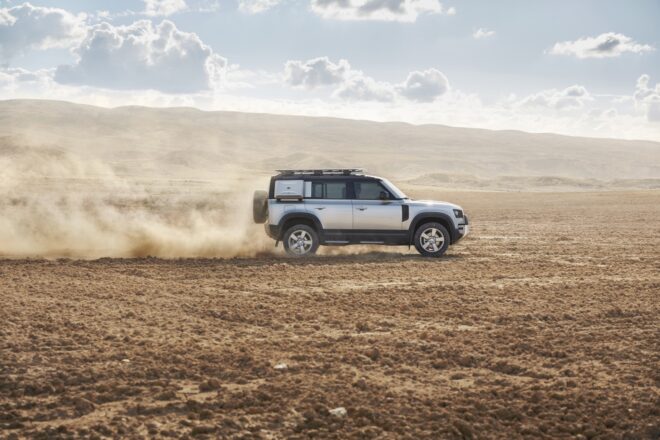 Predstavujeme nový LAND ROVER DEFENDER