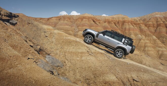 Predstavujeme nový LAND ROVER DEFENDER