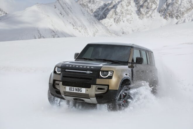 Predstavujeme nový LAND ROVER DEFENDER