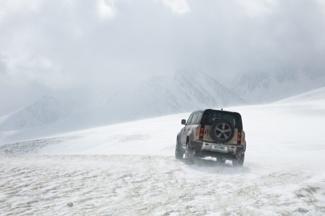 Predstavujeme nový LAND ROVER DEFENDER