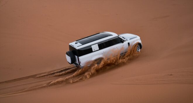 Nový Land Rover Defender 130