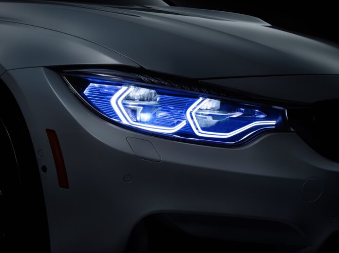 BMW M4 Concept Iconic Lights – zářivé nápady pro více radosti z jízdy.