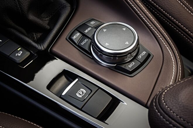 Mestský univerzál s neobmedzenou radosťou z jazdy. Nové BMW X1.