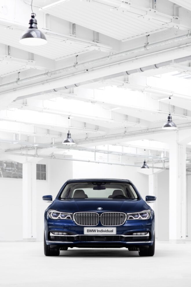 Luxus určujúci smer: storočnicové modely BMW radu 7: „BMW Individual radu 7 THE NEXT 100 YEARS“