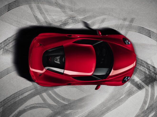 Svetová premiéra Alfy Romeo 4C Launch Edition