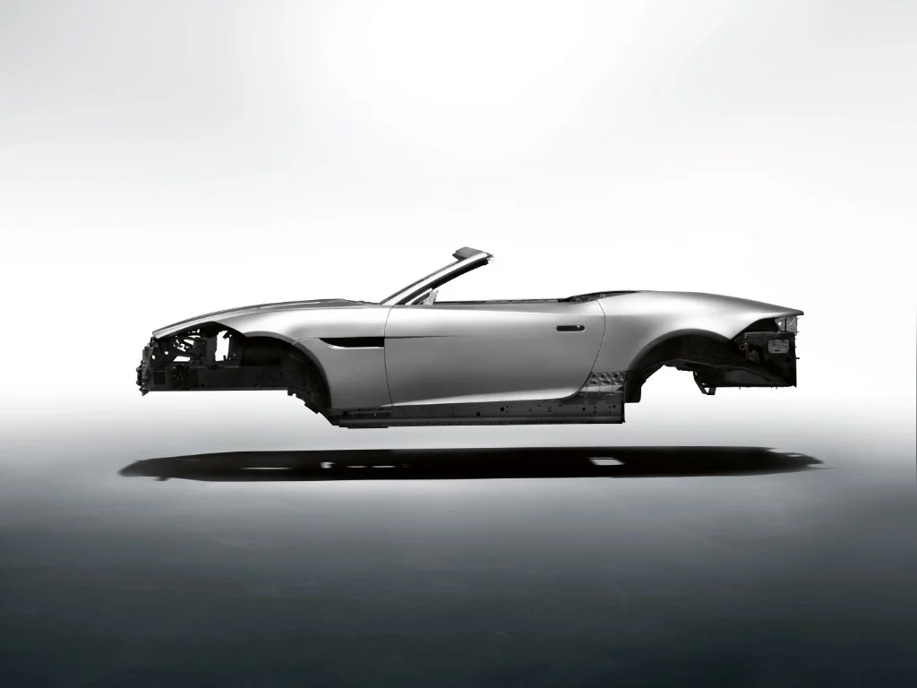 jag_f-type_bodyshell_image_260912.jpg