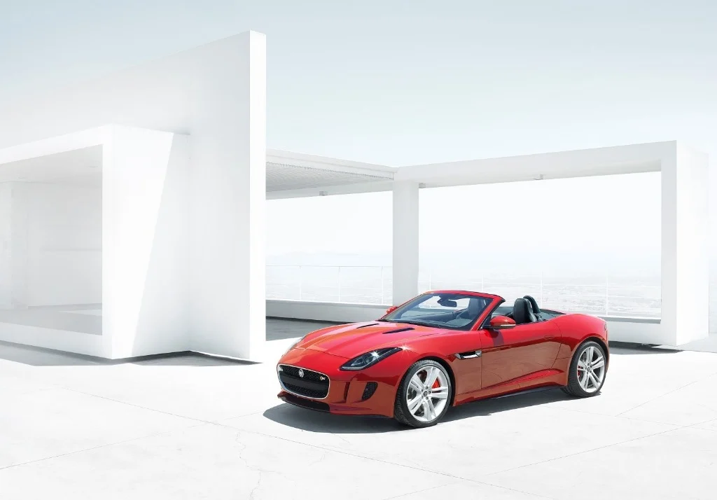 jag_f-type_house_v8_image_1_260912.jpg