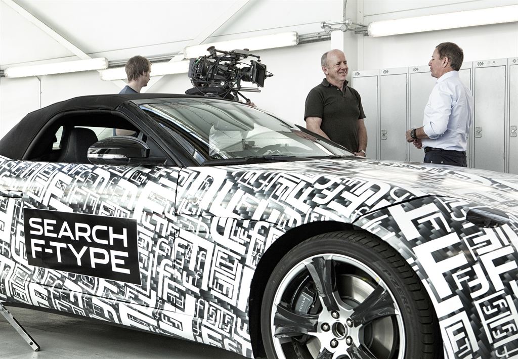 jag_f-type_image_12_12-04-12_lowres.jpg