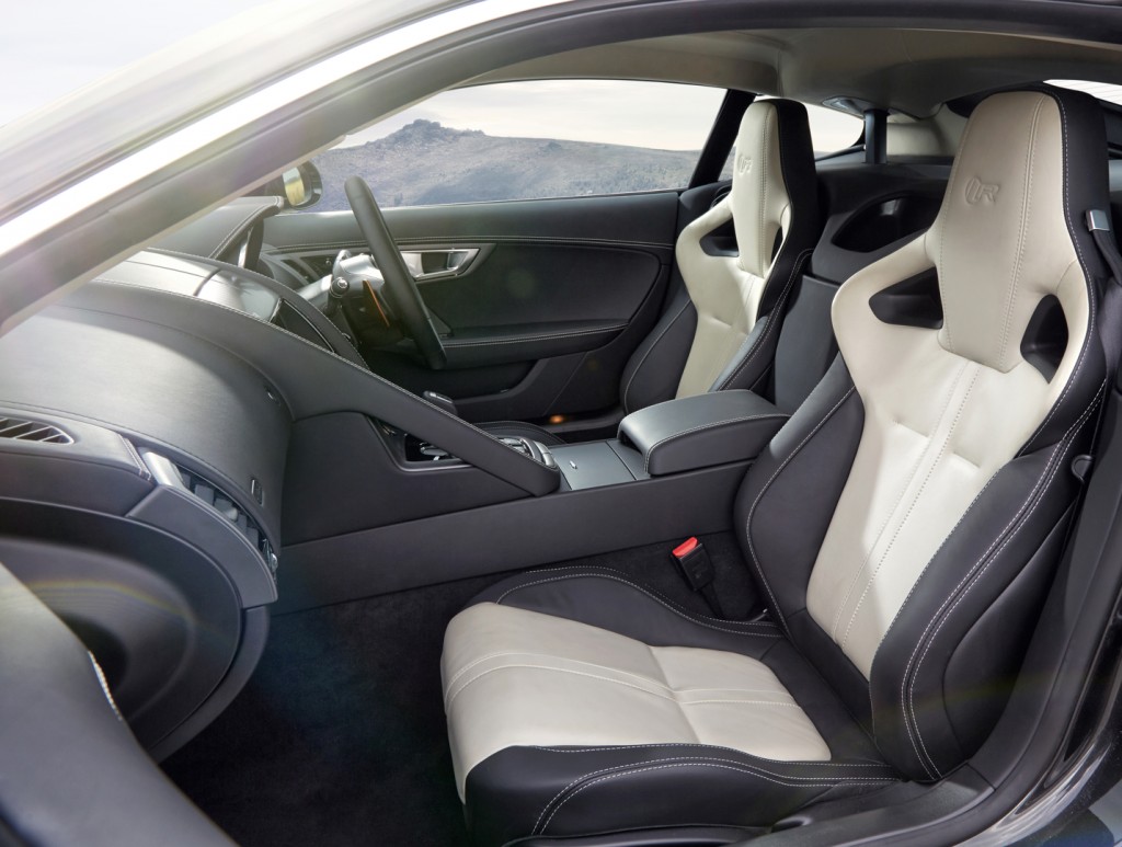jag_f-type_r_coup__stratus_interior_image_201113_40.jpg